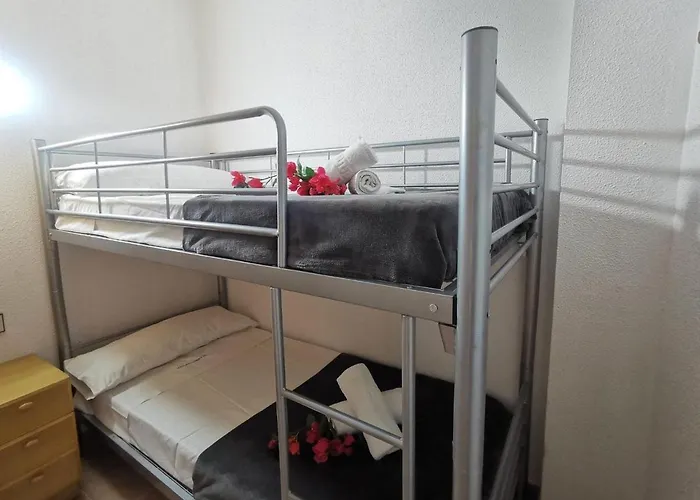 Apartamento En El Centro De Con Piscina, Terraza Y Cerca De La Playa - Es-209-45